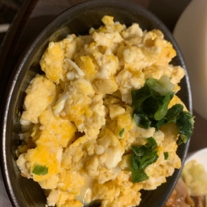 簡単朝御飯♪我が家の“卵豆腐丼”